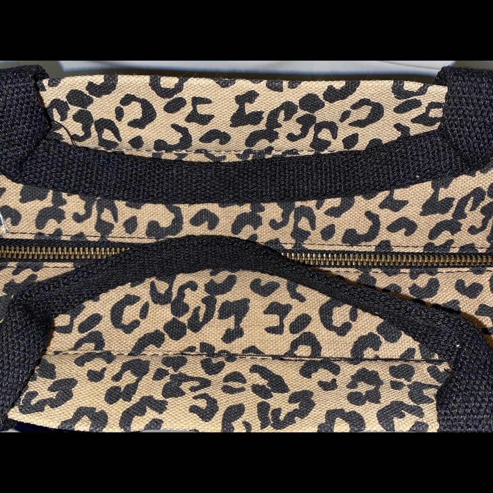 XL Sofia Crossbody Tote - Picture 7 of 7